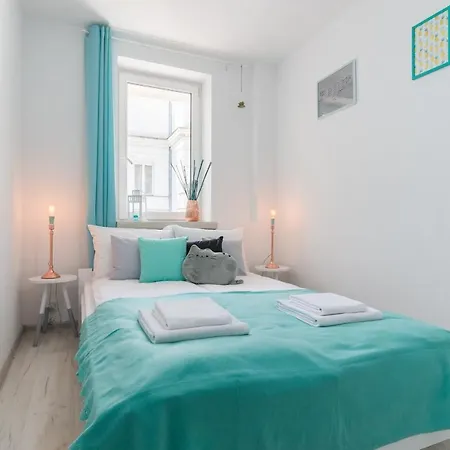 Rent Like - Sniadeckich 17a * Warsaw